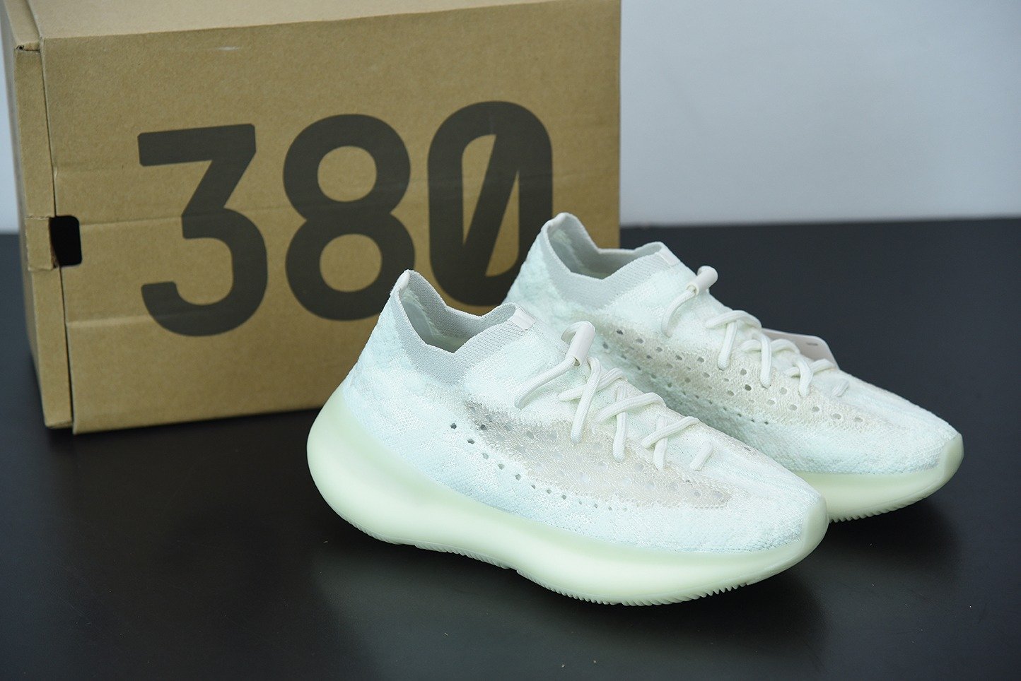 YEEZY Boost 380 - 图片 8